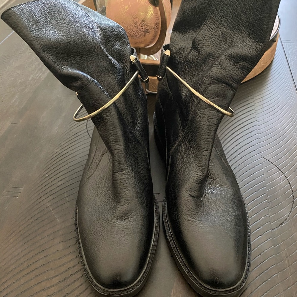 Balenciaga Original Short Boots - Picture 2 of 11